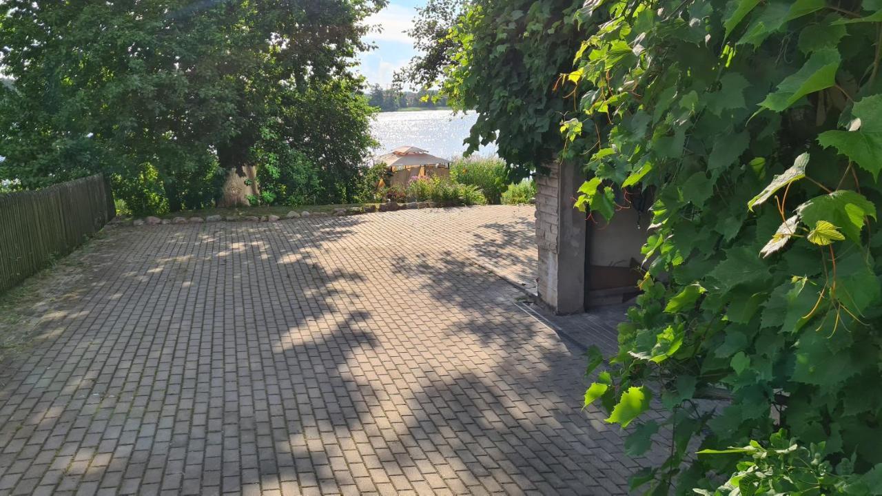 Hotel Ezerkiemis à Trakai Extérieur photo